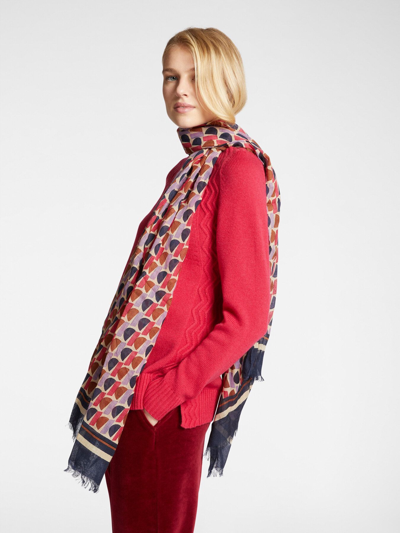 Палантин из шерсти