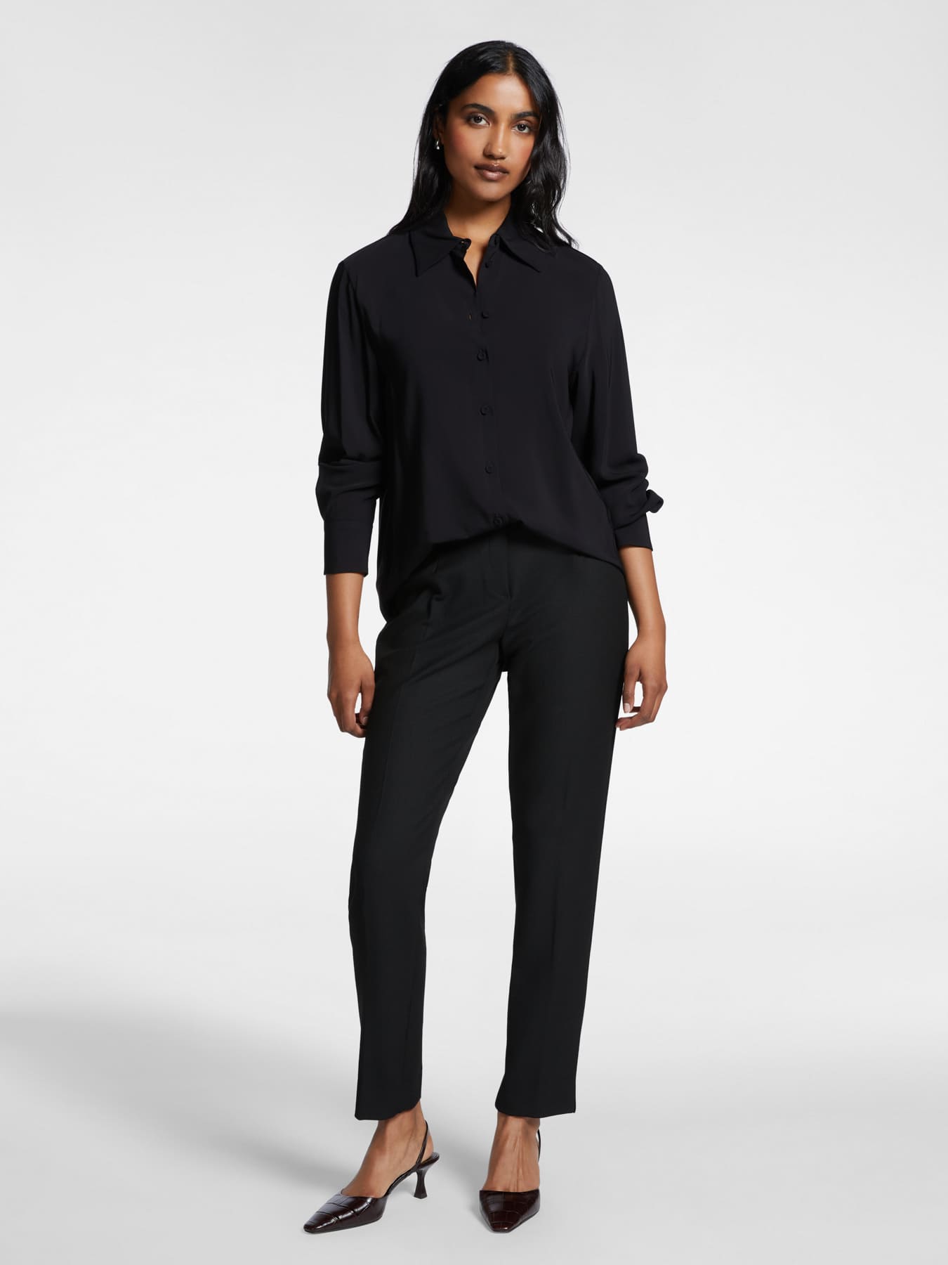 Зауженные брюки