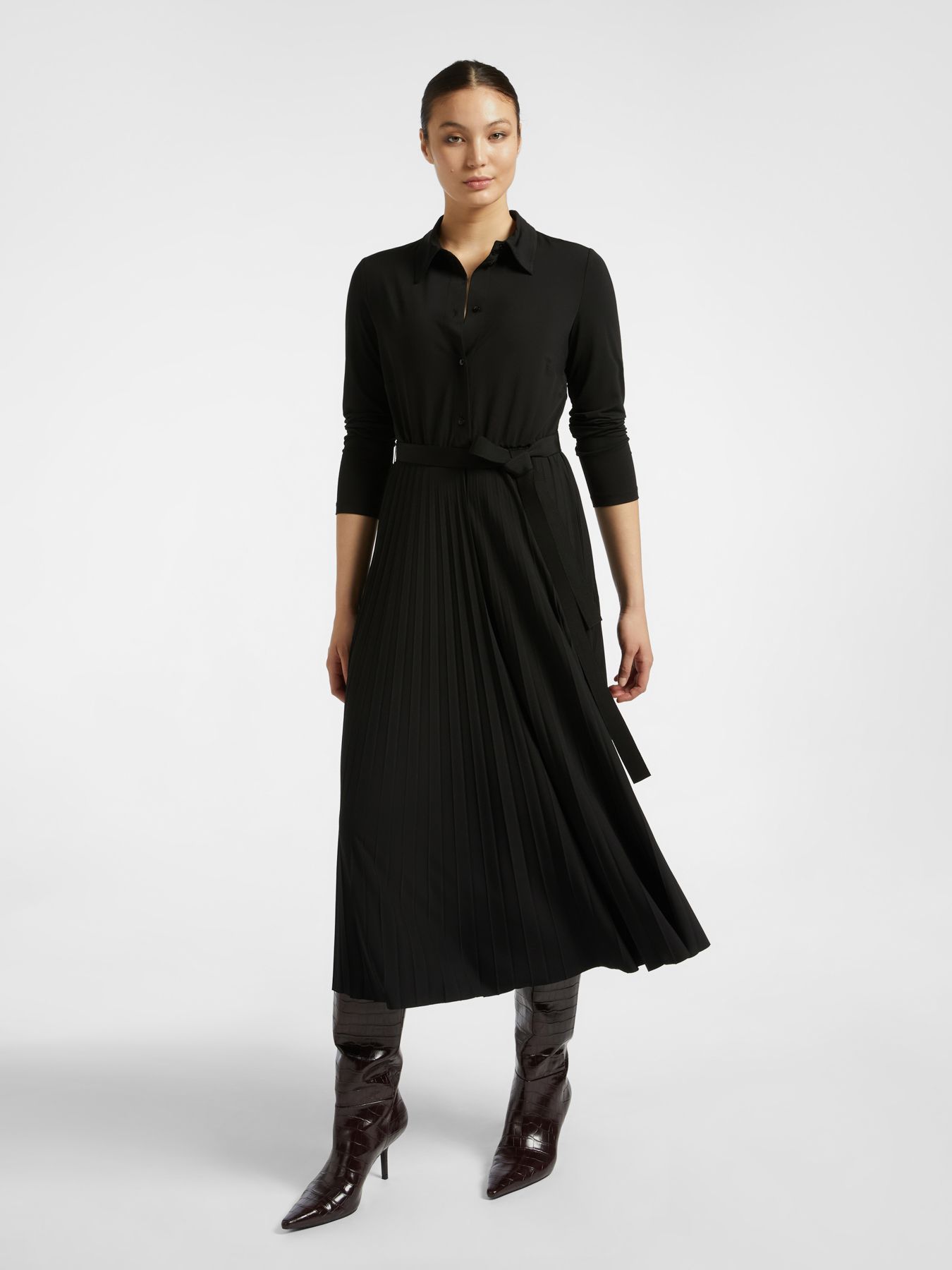 Пальто из шерсти синее Elena Mirò