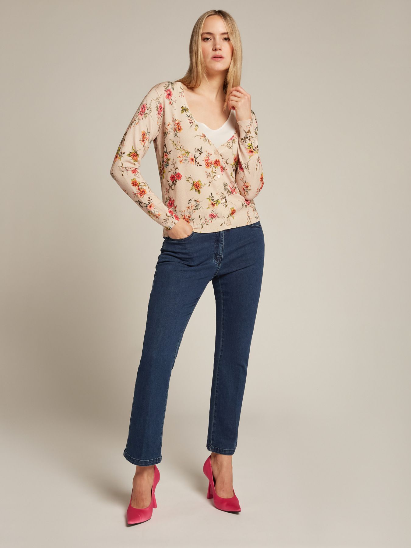 Джинсы прямые