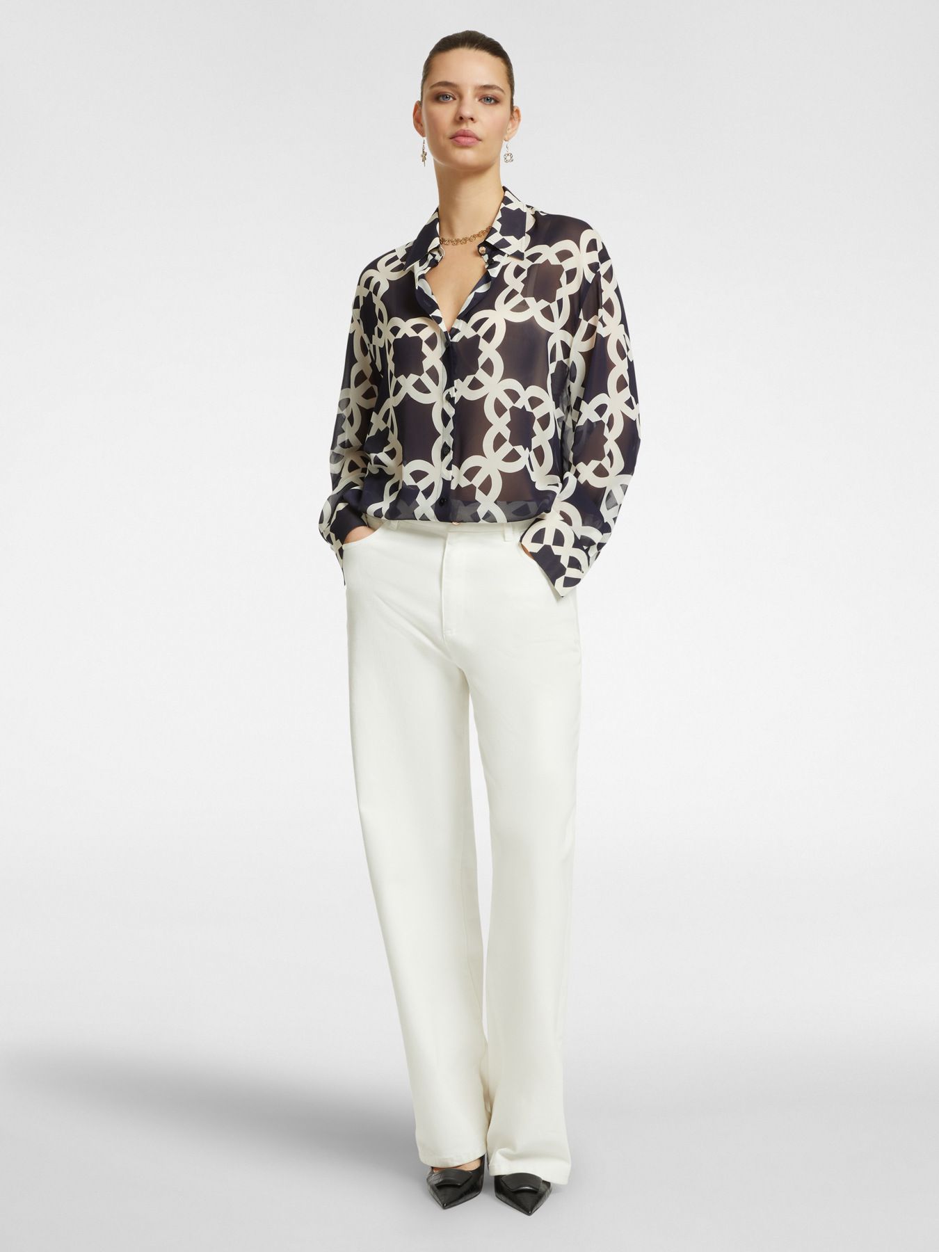 Блузка из 100% вискозы