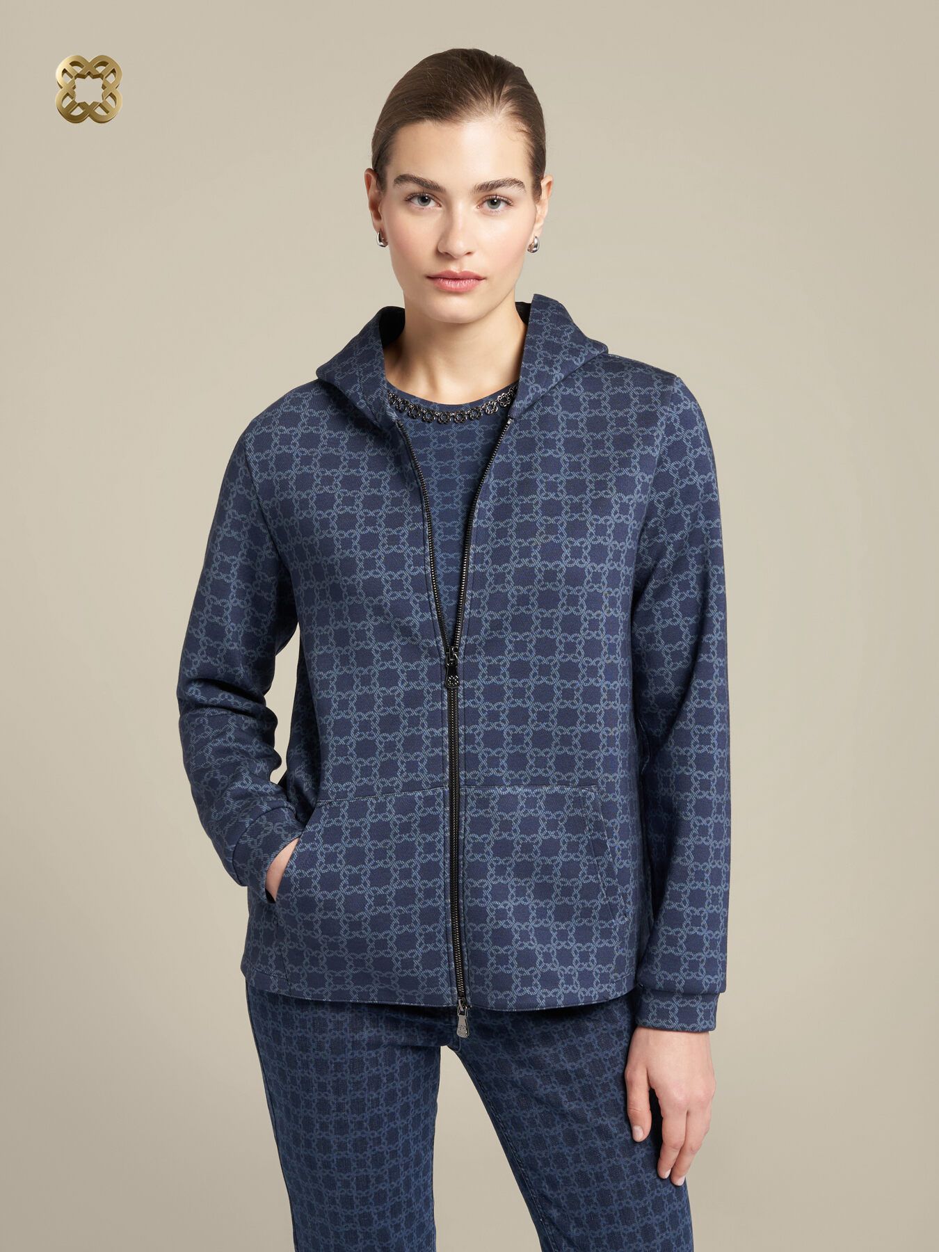 Толстовка из вискозы