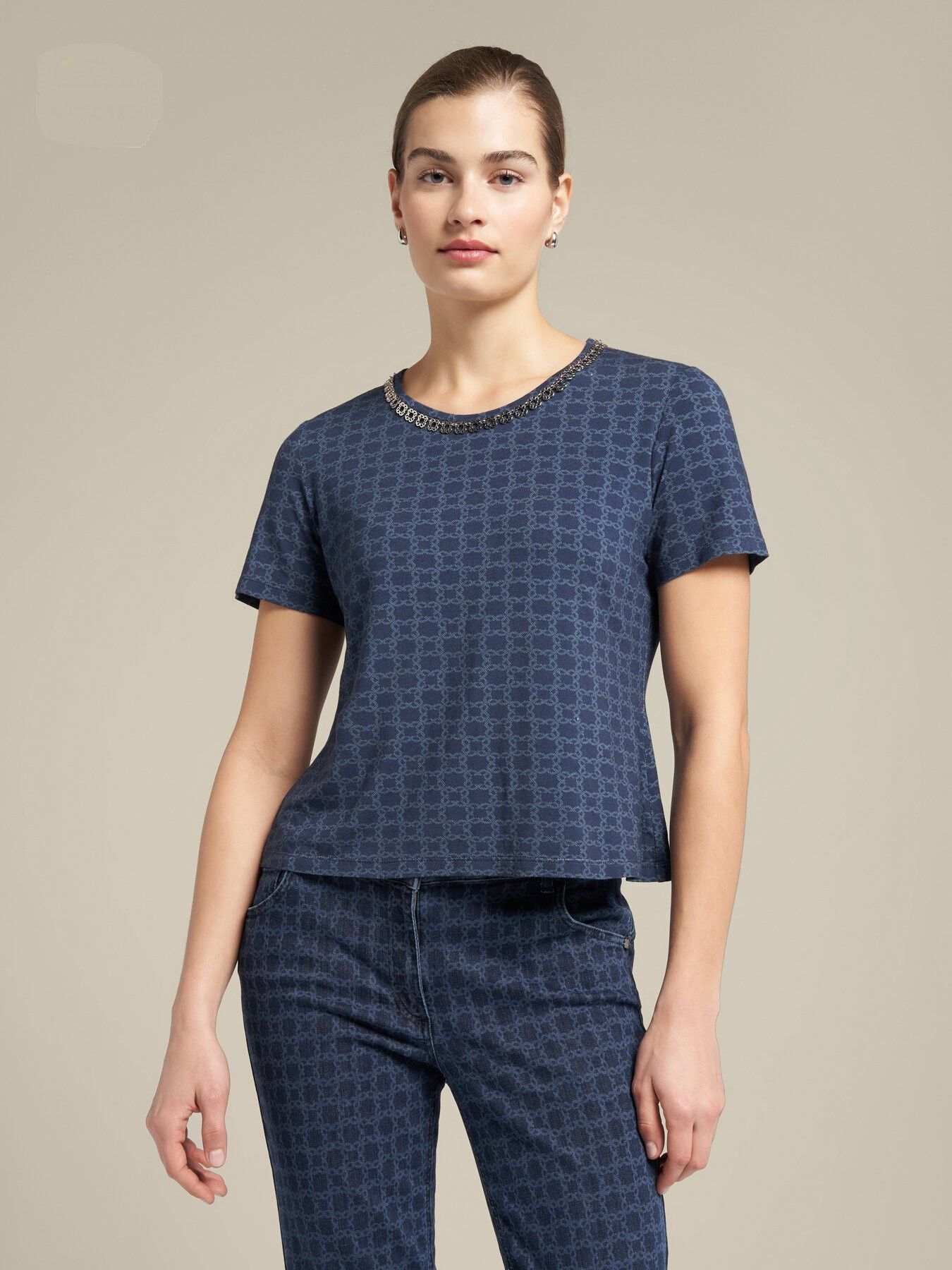 Футболка из вискозы с принтом