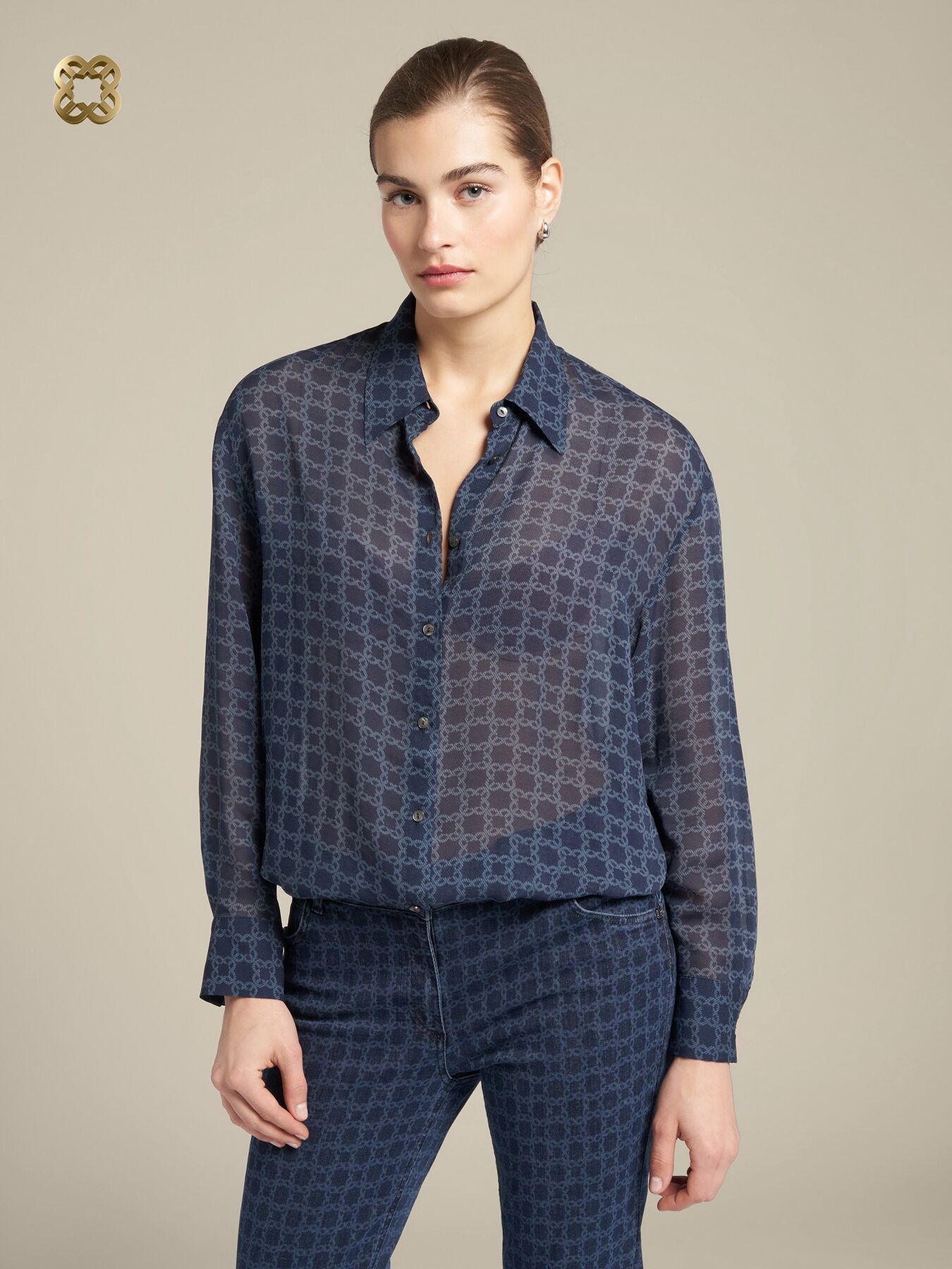 Трендовая блузка из 100% вискозы