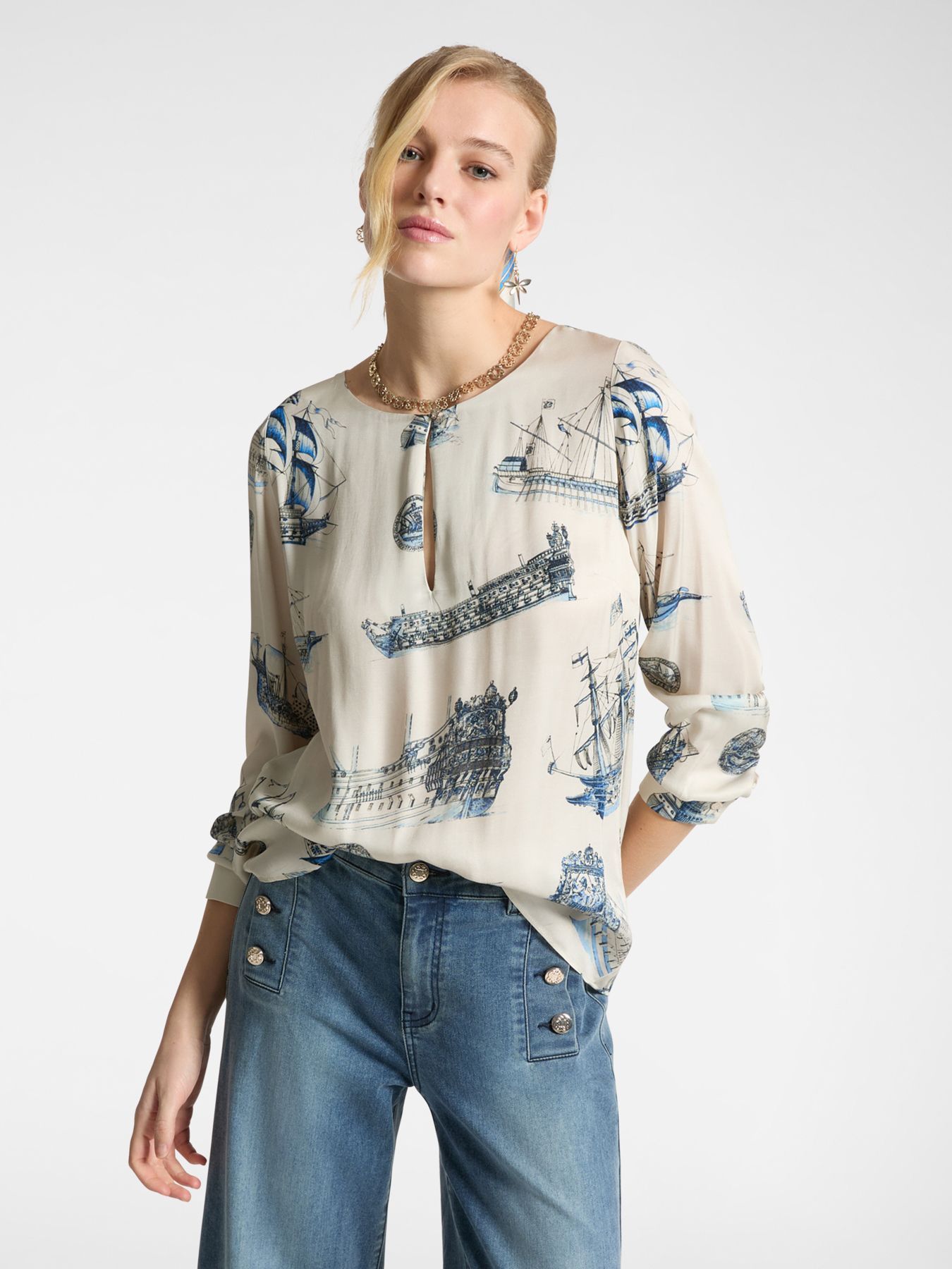 Блузка из 100% эко-вискозы с принтом