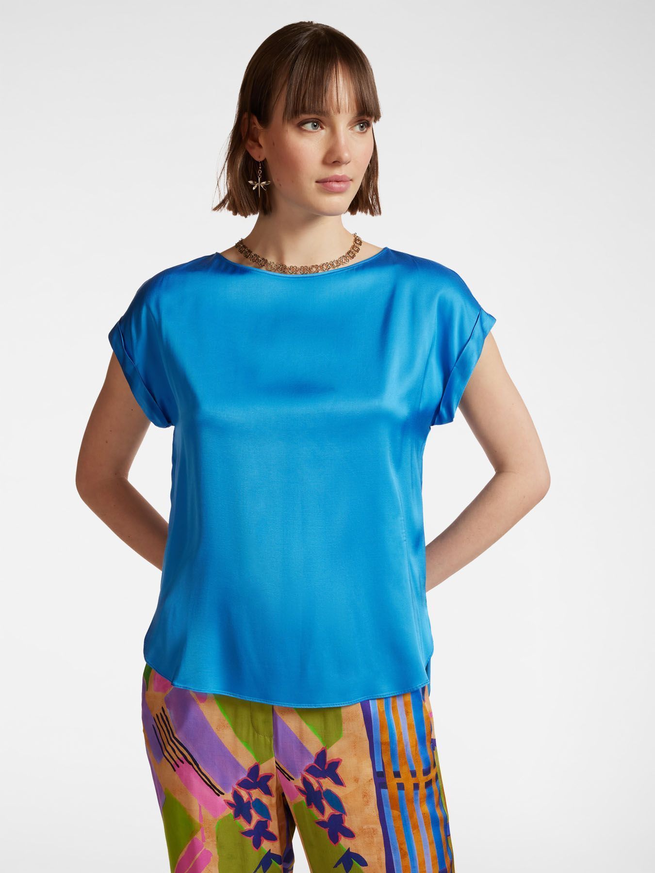 Блузка из эластичной вискозы