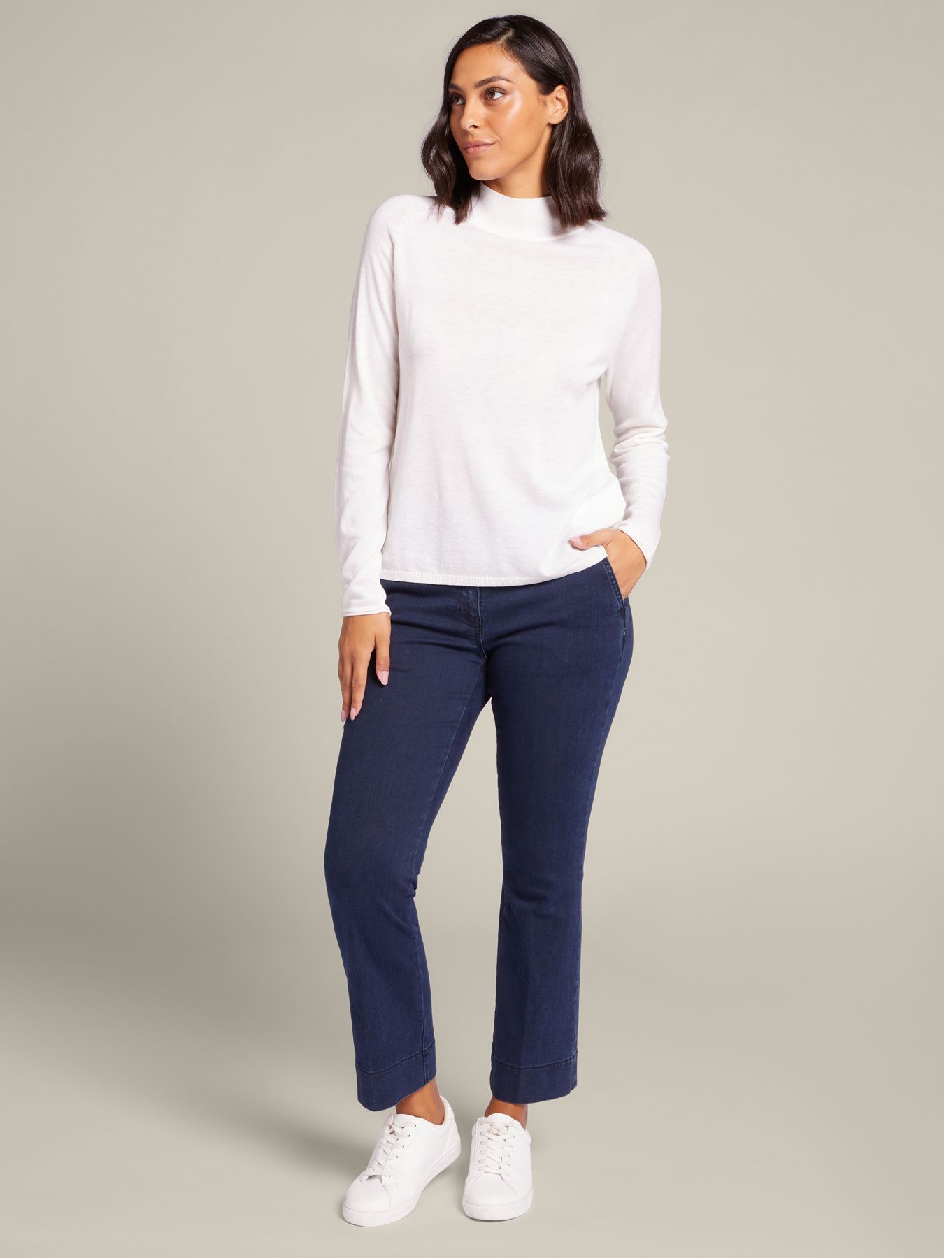 Джинсы укороченные слоновая кость Elena Mirò